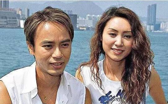 嘎纳夫妻爆料视频播放网站,揭秘背后真相与争议  第2张